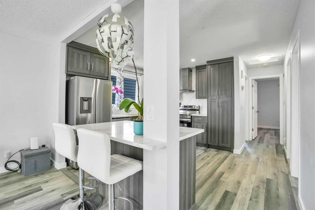 76 Aberfoyle Close Ne, Calgary, AB - Indoor