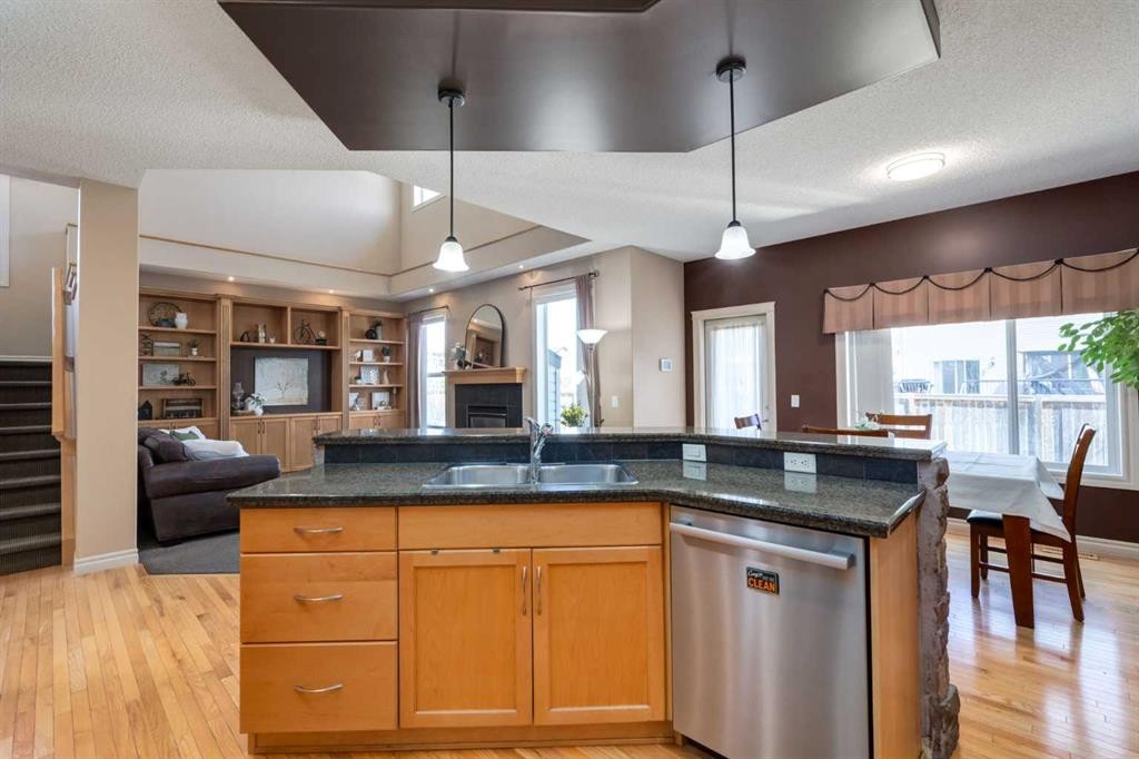 195 Willowmere Close, Chestermere, AB - Indoor Photo Showing Kitchen With Double Sink