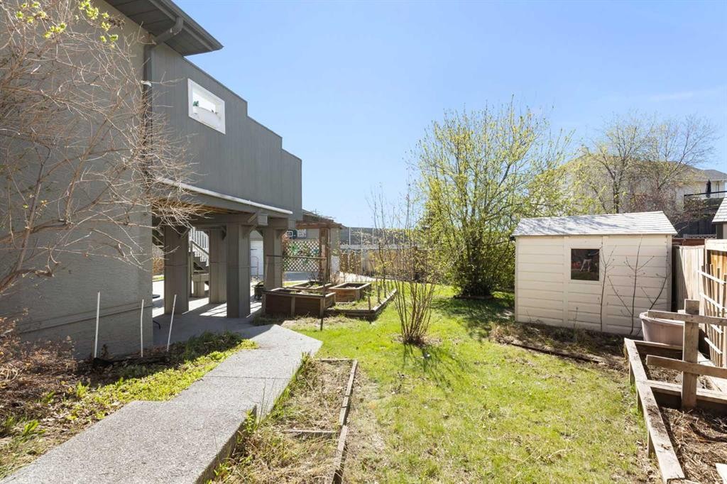 1030 Mckenzie Lake Bay Se, Calgary, AB - Outdoor