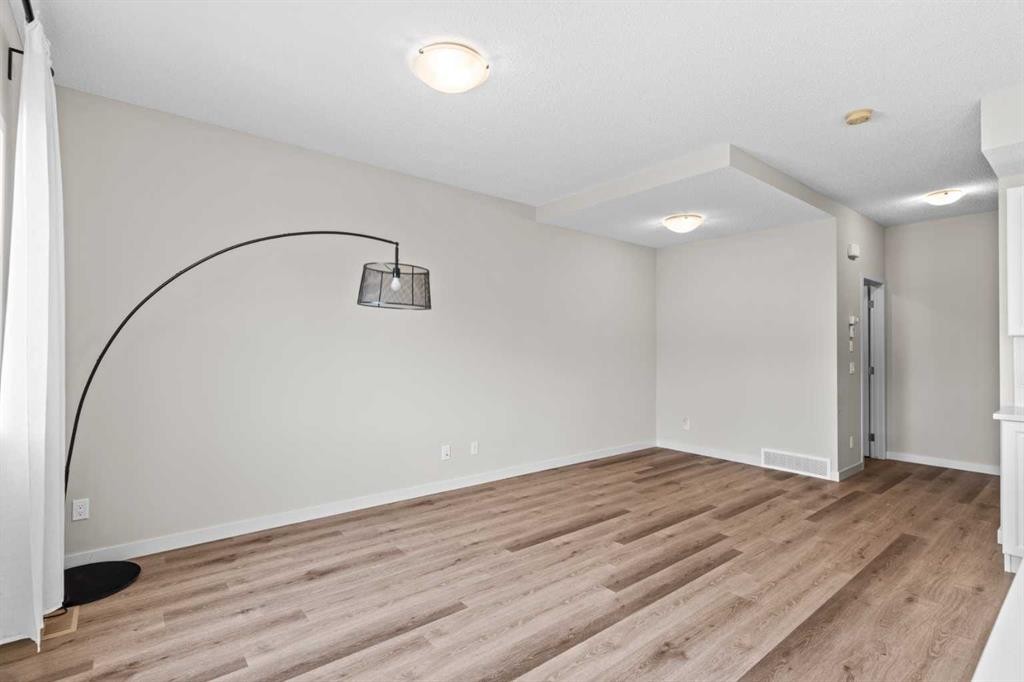 310-32 Red Embers Parade Ne, Calgary, AB - Indoor Photo Showing Other Room