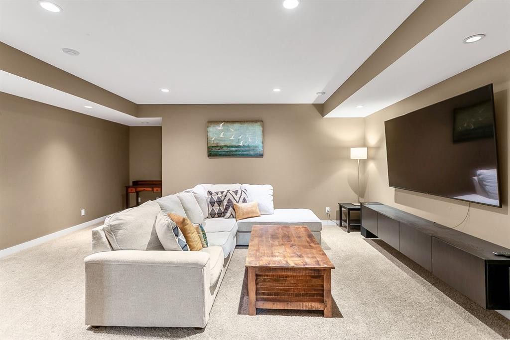 1834 30 Avenue Sw, Calgary, AB - Indoor