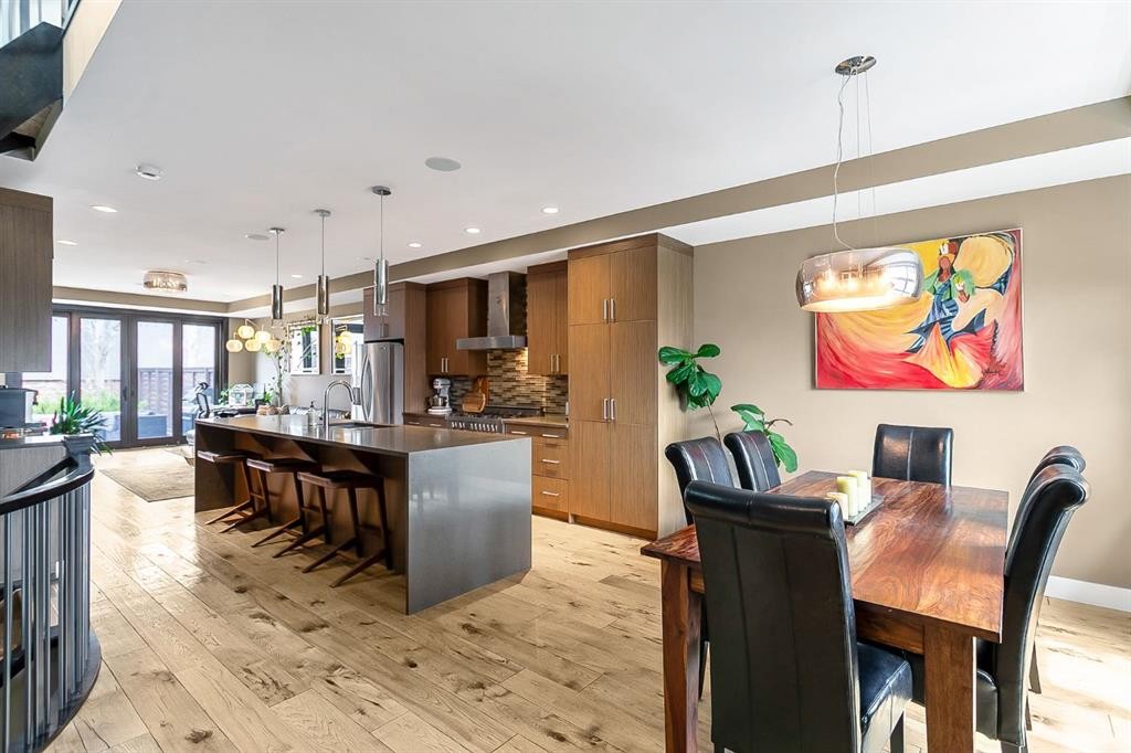 1834 30 Avenue Sw, Calgary, AB - Indoor