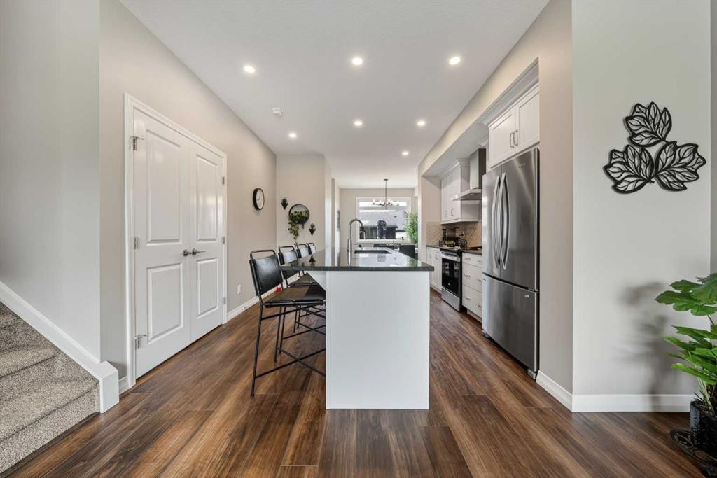 20545 Main Street Se, Calgary, AB