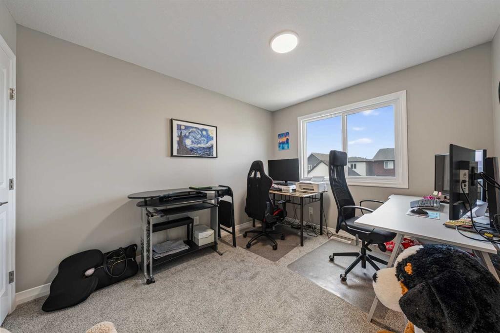 20545 Main Street Se, Calgary, AB