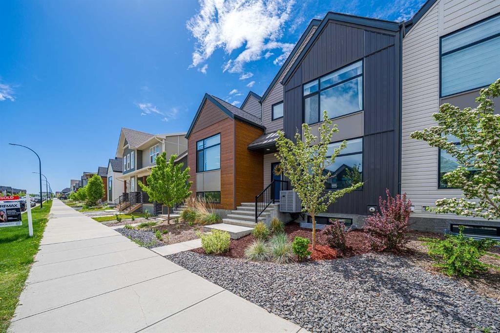 20545 Main Street Se, Calgary, AB