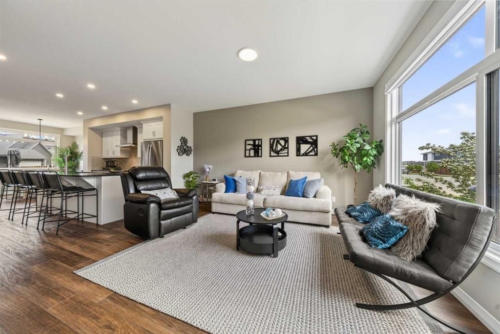 20545 Main Street Se, Calgary, AB
