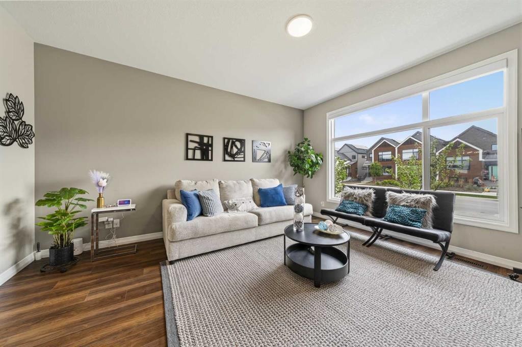 20545 Main Street Se, Calgary, AB