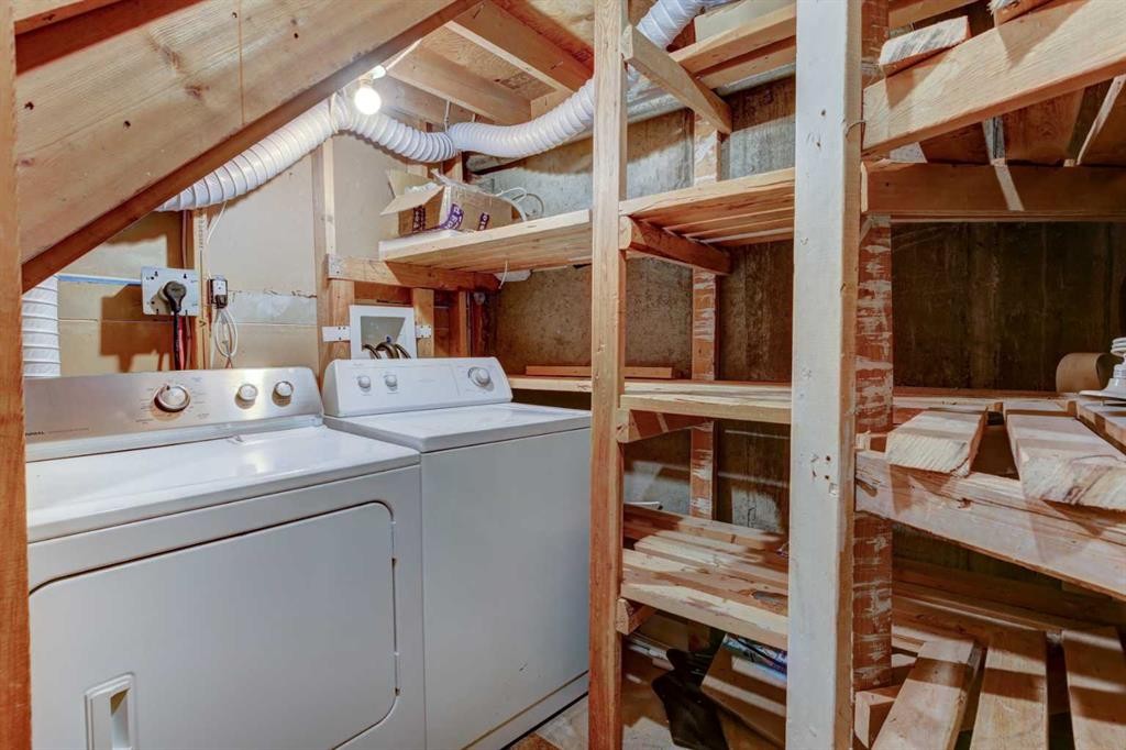 1163 Falworth Road Ne, Calgary, AB - Indoor Photo Showing Laundry Room