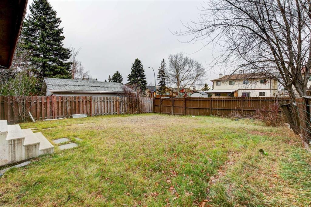 1163 Falworth Road Ne, Calgary, AB - Outdoor