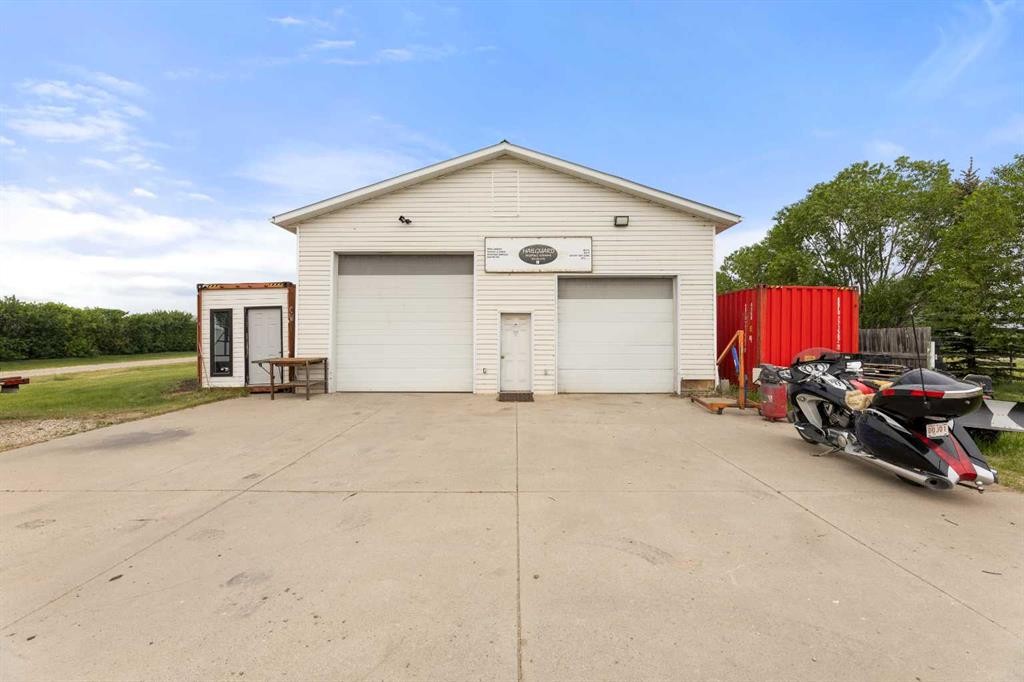 31275 Range Road 13, Rural Mountain View County, AB - Outdoor With Exterior