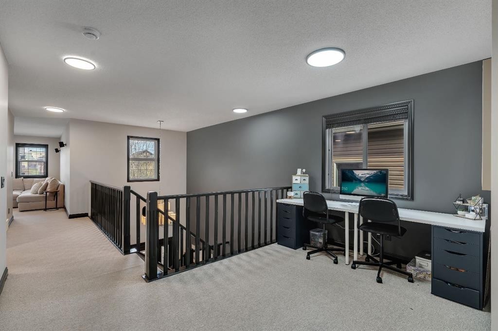 55 Evanspark Circle Nw, Calgary, AB - Indoor