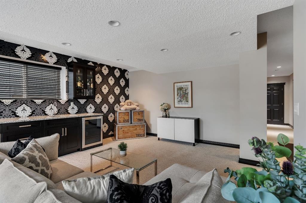 55 Evanspark Circle Nw, Calgary, AB - Indoor