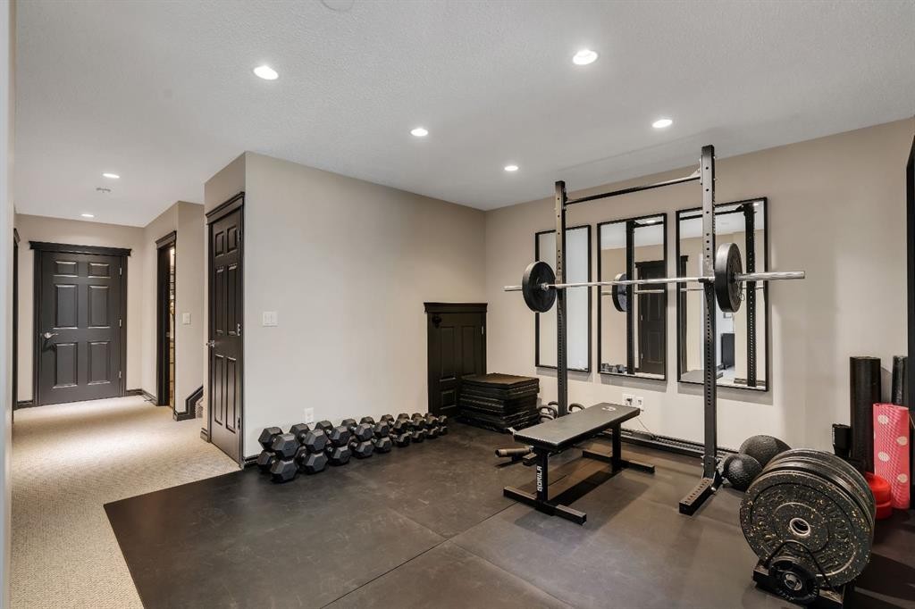 55 Evanspark Circle Nw, Calgary, AB - Indoor Photo Showing Gym Room