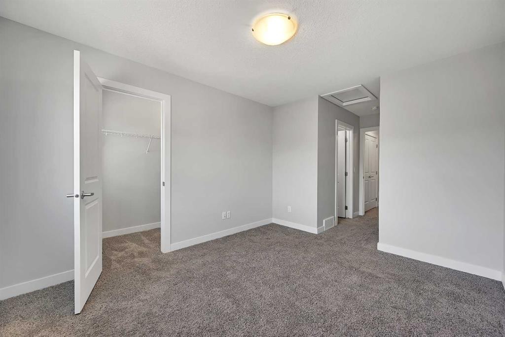 1132 Sage Hill Grove Nw, Calgary, AB - Indoor Photo Showing Other Room