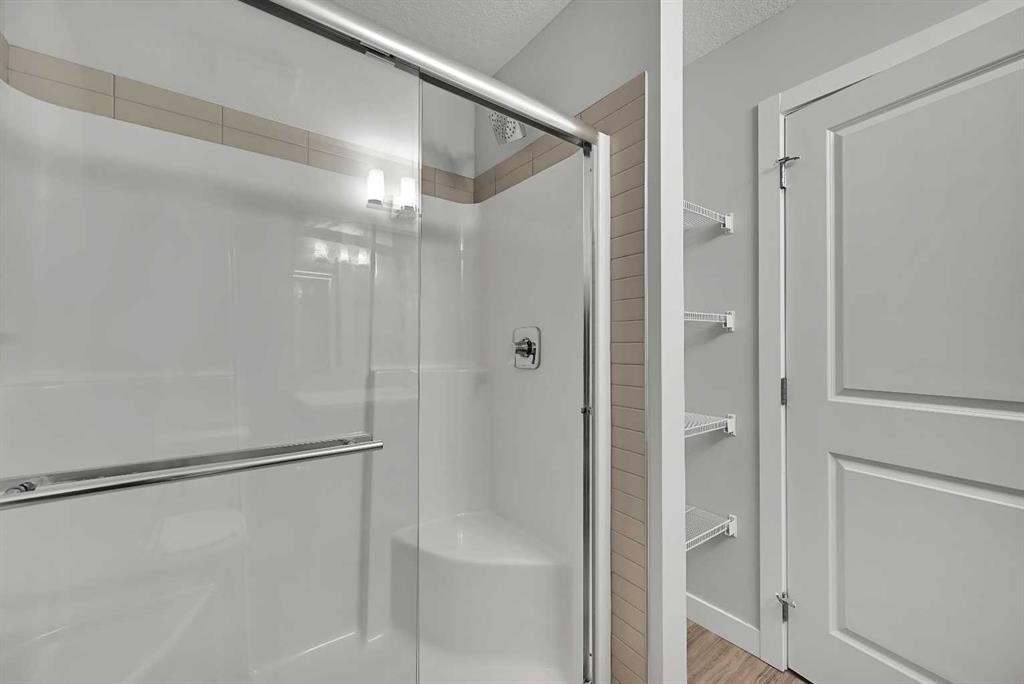 1132 Sage Hill Grove Nw, Calgary, AB - Indoor Photo Showing Bathroom