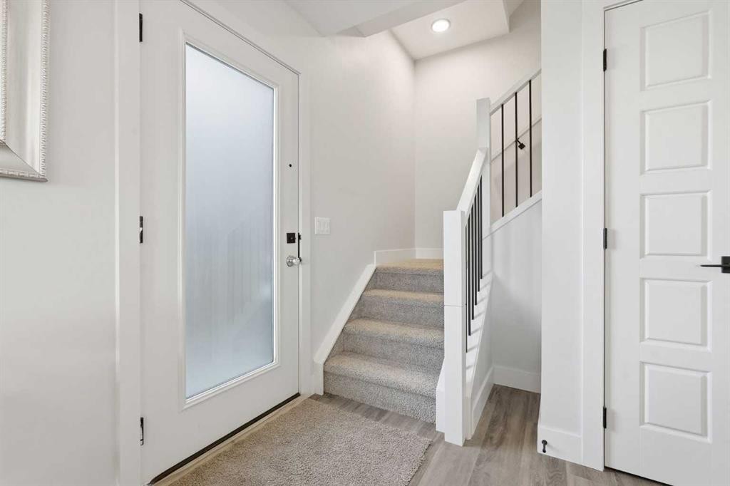2-2635 1 Avenue Nw, Calgary, AB - Indoor Photo Showing Other Room