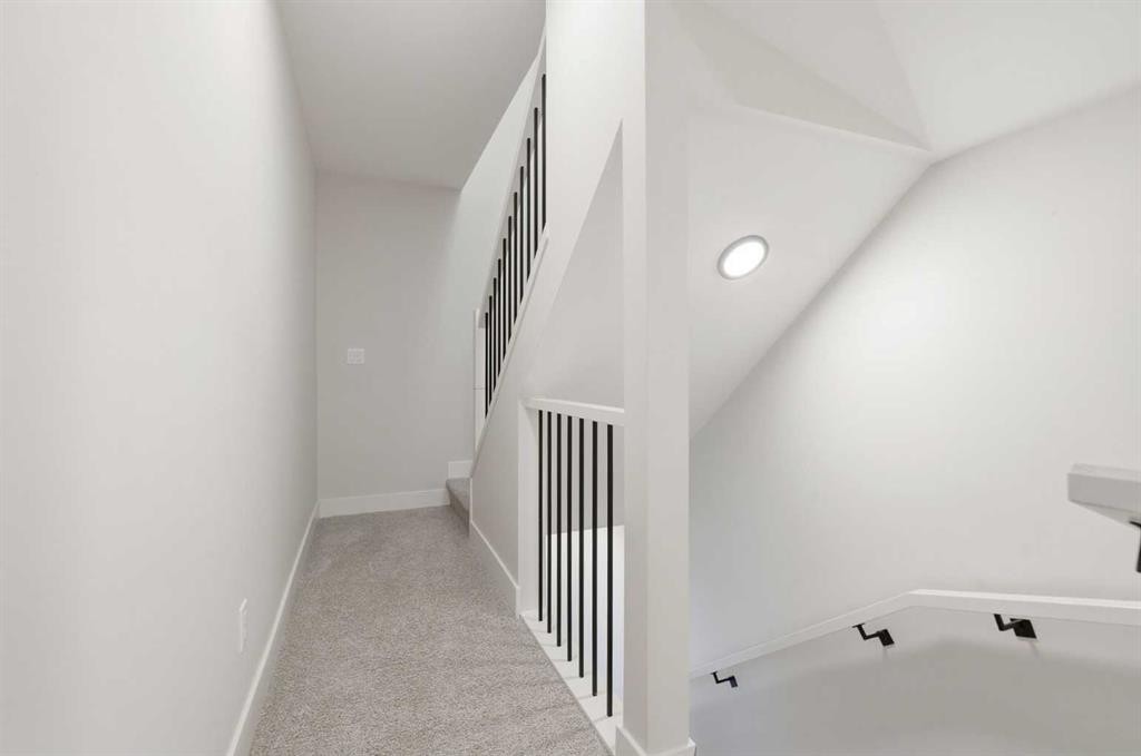 2-2635 1 Avenue Nw, Calgary, AB - Indoor Photo Showing Other Room