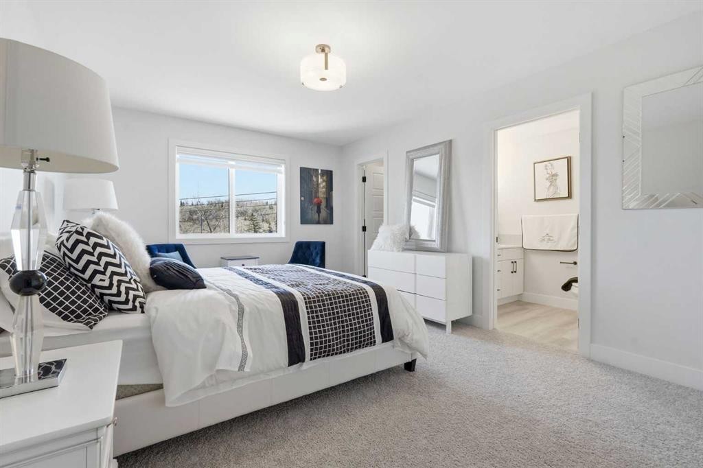 2-2635 1 Avenue Nw, Calgary, AB - Indoor Photo Showing Bedroom