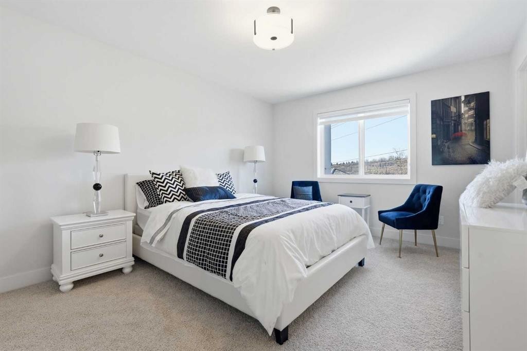 2-2635 1 Avenue Nw, Calgary, AB - Indoor Photo Showing Bedroom