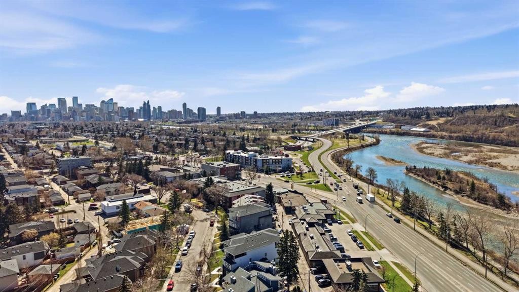 2-2635 1 Avenue Nw, Calgary, AB - Outdoor With View