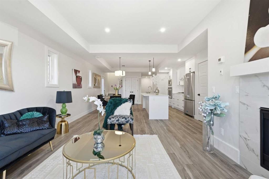 2-2635 1 Avenue Nw, Calgary, AB - Indoor