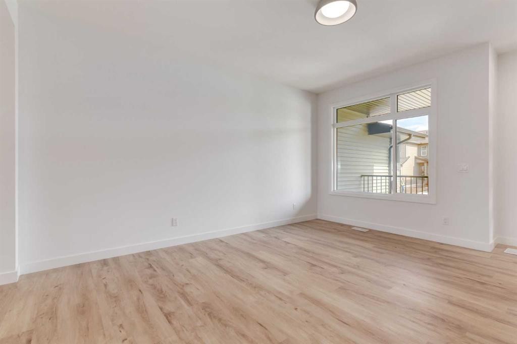 223 Sora Boulevard Se, Calgary, AB - Indoor Photo Showing Other Room