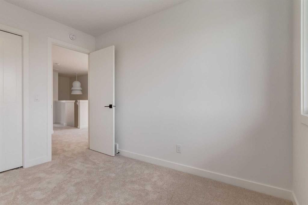 223 Sora Boulevard Se, Calgary, AB - Indoor Photo Showing Other Room