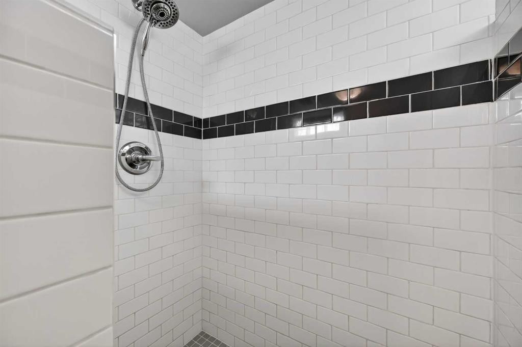 3112 34 Avenue Sw, Calgary, AB