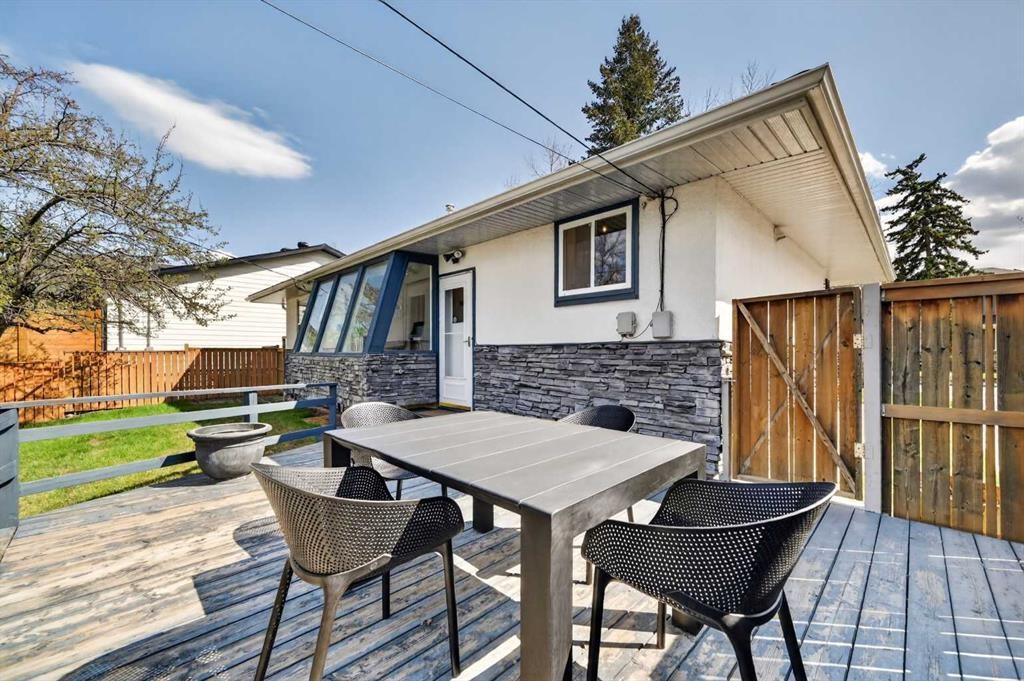 3112 34 Avenue Sw, Calgary, AB