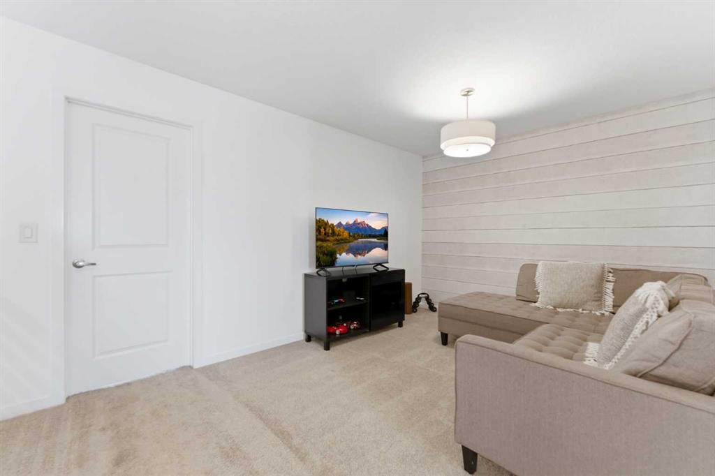 912 Seton Circle Se, Calgary, AB - Indoor