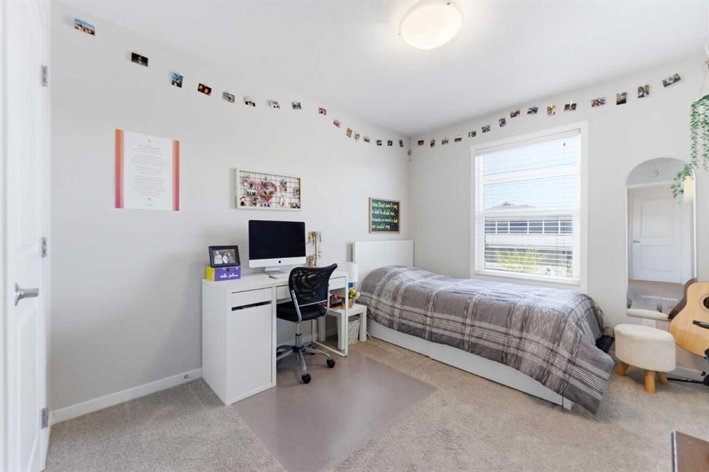 912 Seton Circle Se, Calgary, AB - Indoor Photo Showing Bedroom