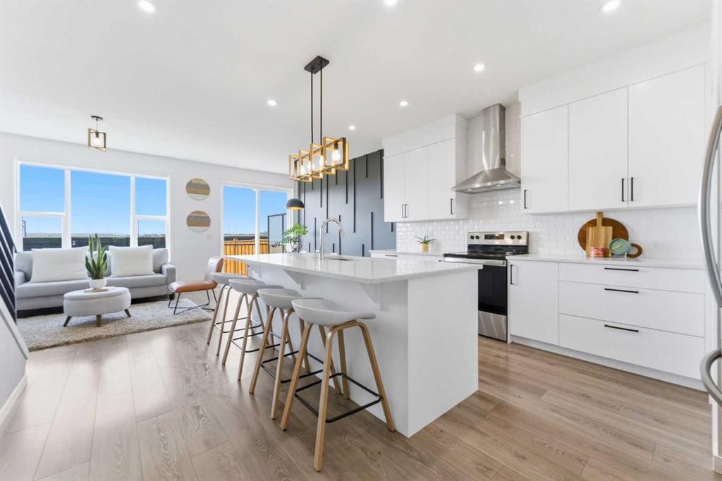 912 Seton Circle Se, Calgary, AB - Indoor Photo Showing Kitchen With Stainless Steel Kitchen With Upgraded Kitchen