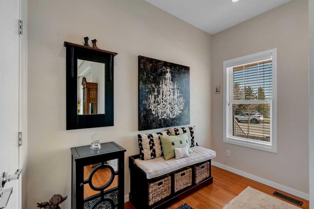 2280 Mahogany Boulevard Se, Calgary, AB - Indoor Photo Showing Other Room