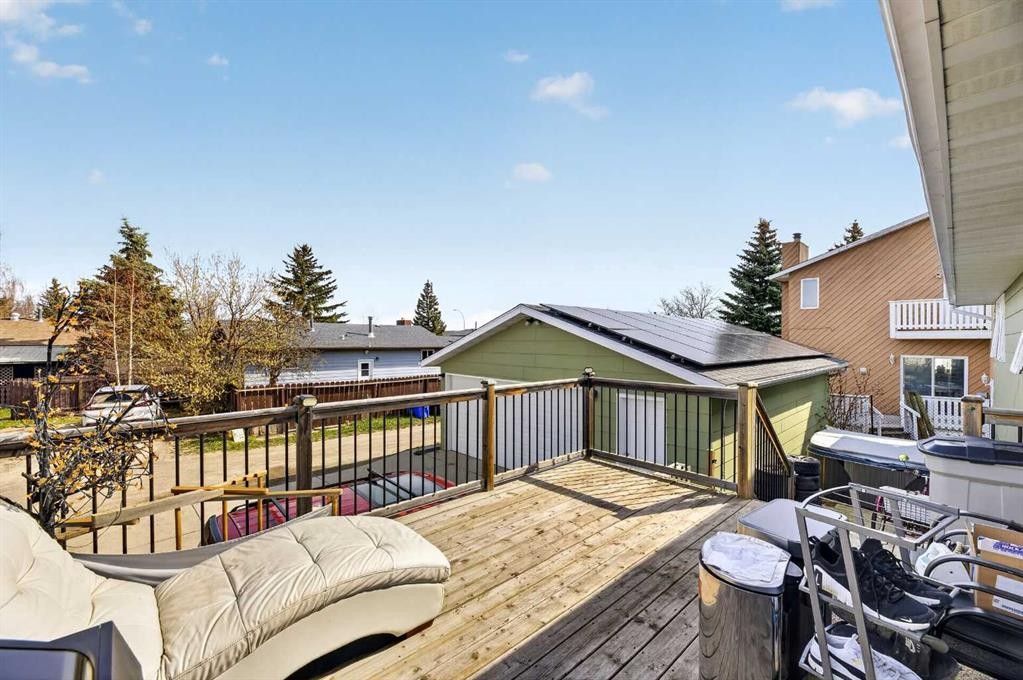 5218 Silverpark Close, Olds, AB - Outdoor With Deck Patio Veranda With Exterior