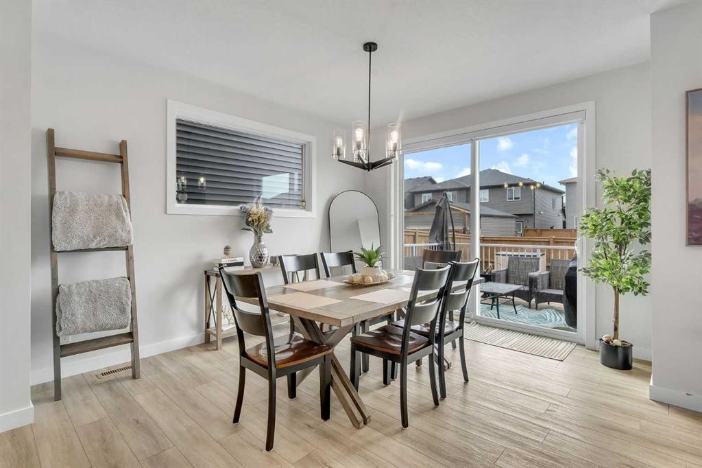 178 Creekstone Path Sw, Calgary, AB