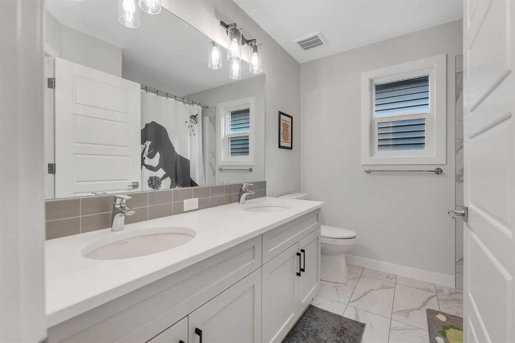 178 Creekstone Path Sw, Calgary, AB
