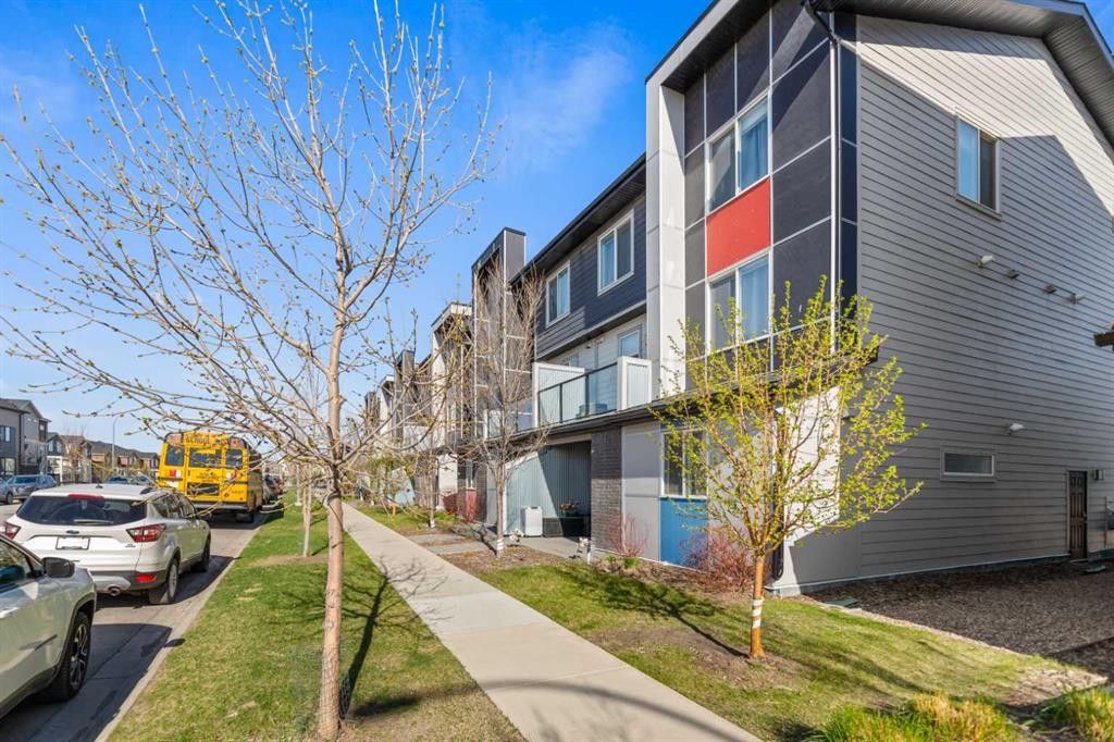 26 Redstone Way Ne, Calgary, AB - Outdoor