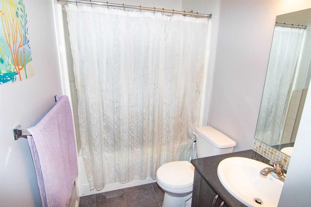48 Skyview Ranch Lane Ne, Calgary, AB - Indoor Photo Showing Bathroom