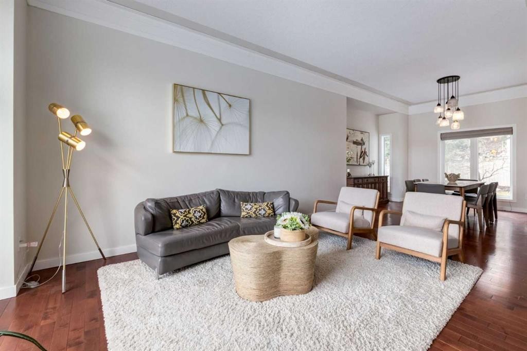 117 Straddock Terrace Sw, Calgary, AB