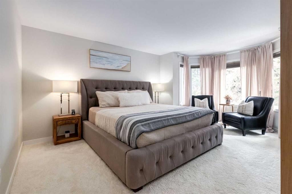 117 Straddock Terrace Sw, Calgary, AB