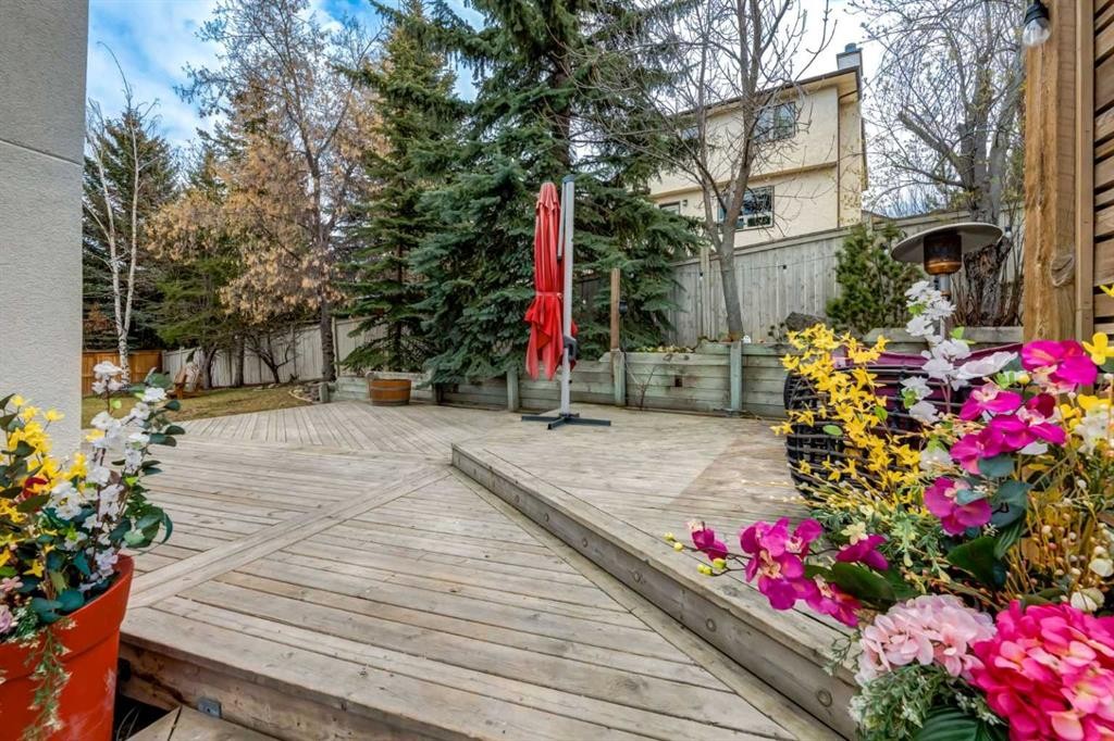 117 Straddock Terrace Sw, Calgary, AB