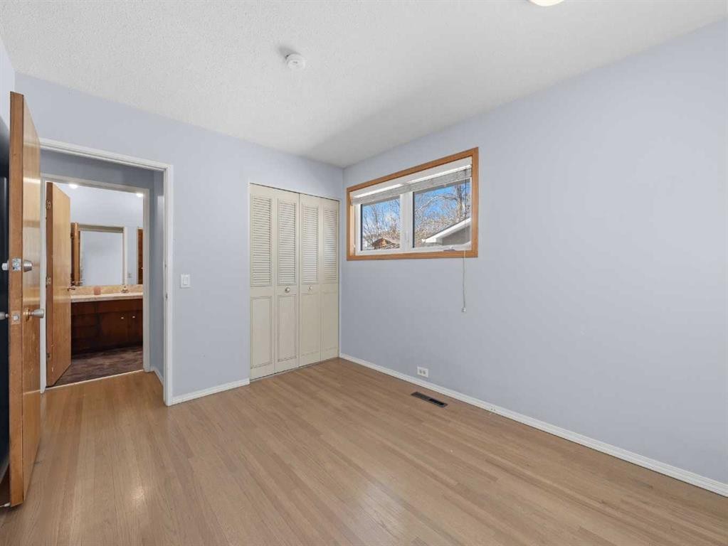 5123 Bulyea Road Nw, Calgary, AB - Indoor Photo Showing Other Room