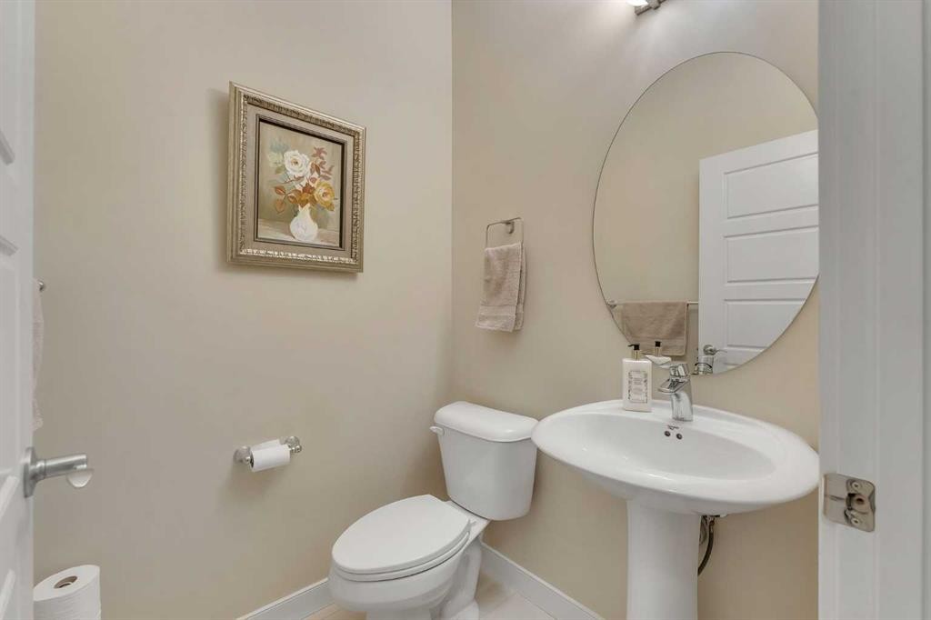 133 Redstone Common Ne, Calgary, AB - Indoor Photo Showing Bathroom