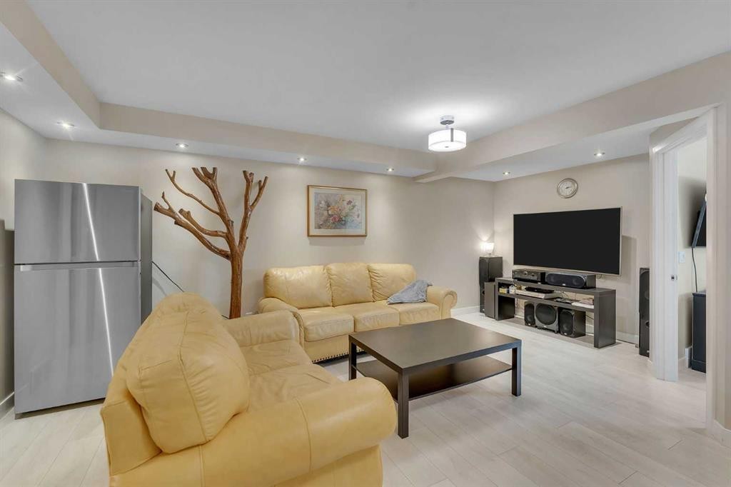 133 Redstone Common Ne, Calgary, AB - Indoor Photo Showing Living Room