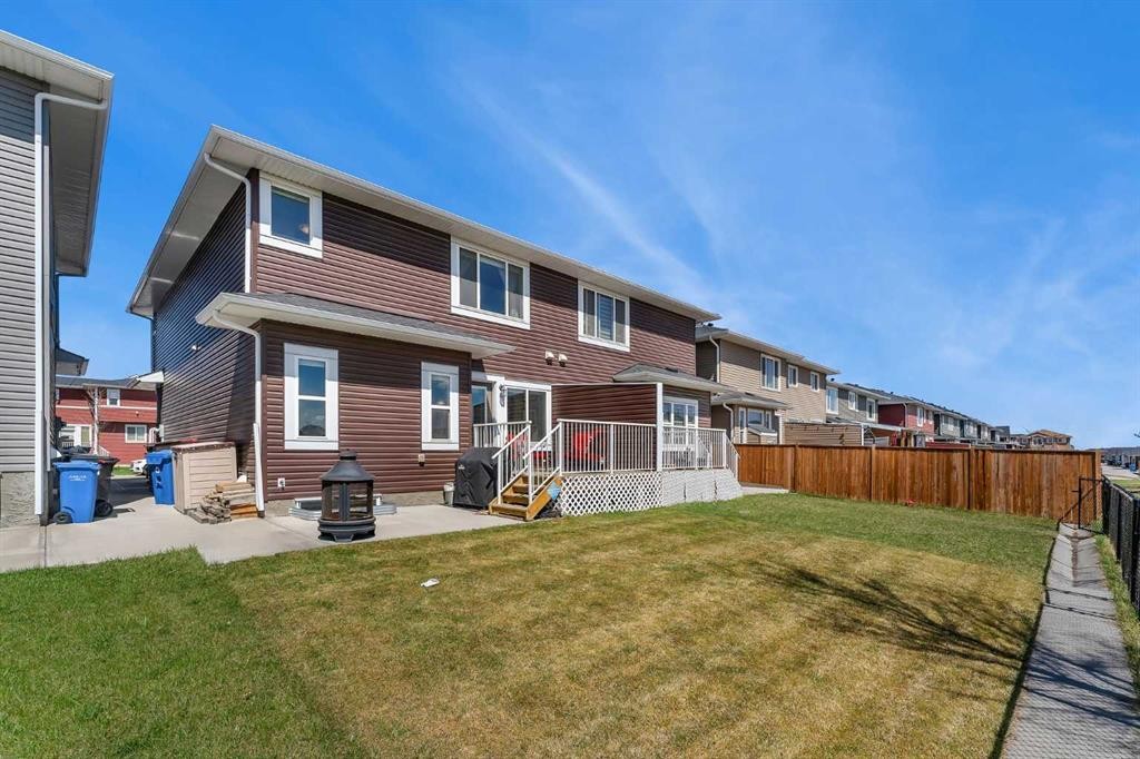 133 Redstone Common Ne, Calgary, AB - Outdoor