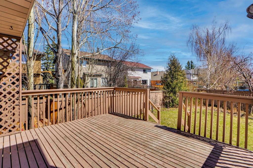 6 Somerset Close Sw, Calgary, AB - Outdoor With Deck Patio Veranda