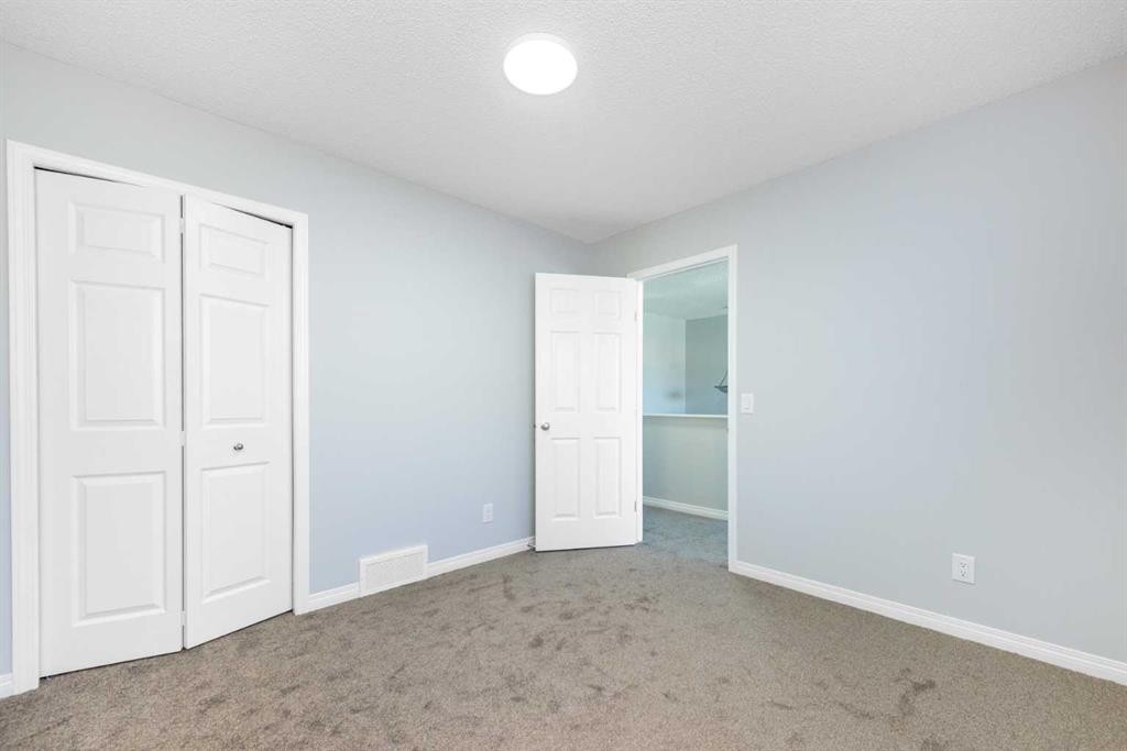 8454 Saddleridge Drive Ne, Calgary, AB - Indoor Photo Showing Other Room