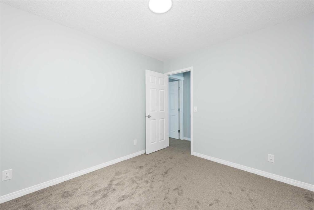 8454 Saddleridge Drive Ne, Calgary, AB - Indoor Photo Showing Other Room