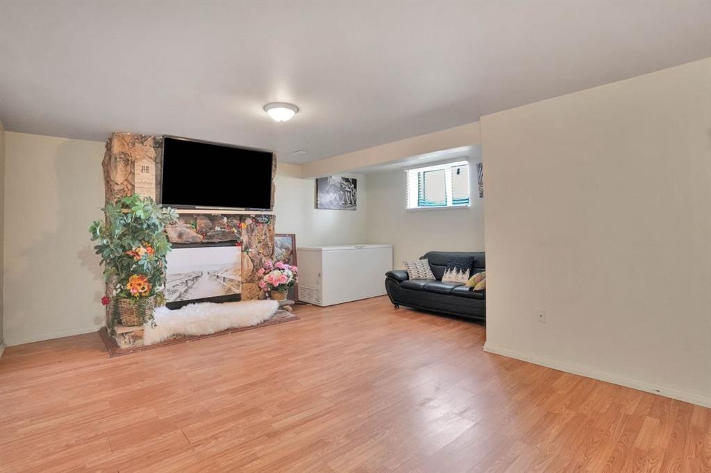 43 Maranda Close Ne, Calgary, AB - Indoor With Fireplace