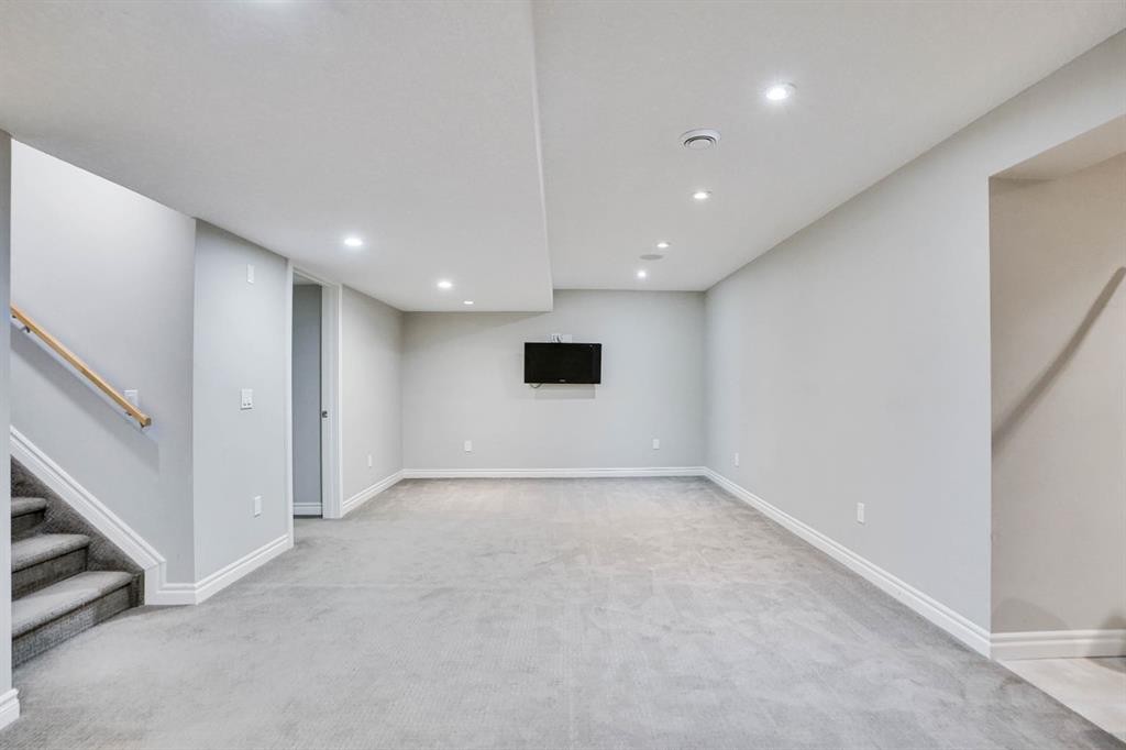 117 Hawkmere Place, Chestermere, AB - Indoor